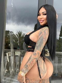 Brittanya Razavi's Image